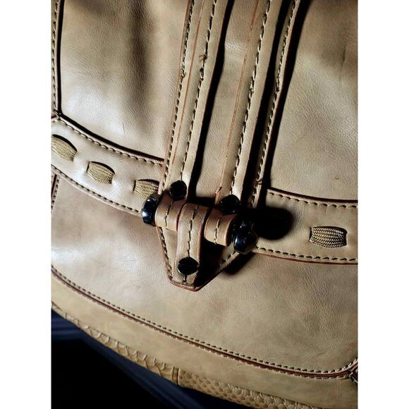 NWOT Rachel Roy Leather crossbosy bag - Picture 5 of 9